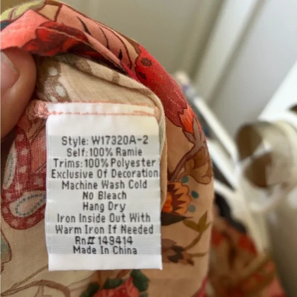 Johnny Was Embroidered Floral Blouse Women’s size XS - Picture 5 of 7